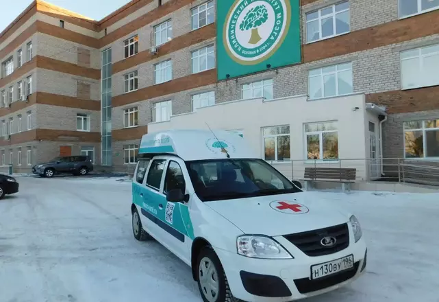 Клиника располагается в современном отдельно стоящем здании с закрытой охраняемой территорией